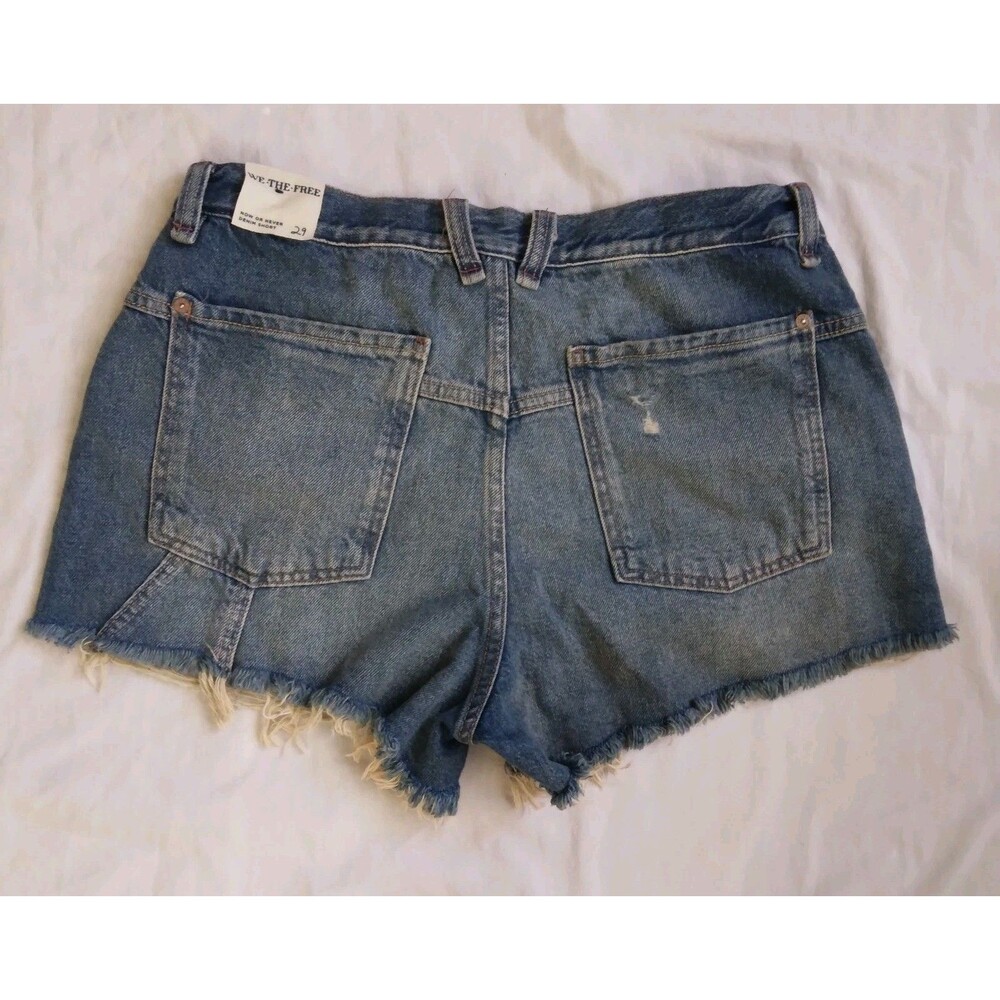 We The Free Now Or Never Denim Shorts Casual Festival Boho Women's Size 29 - Picture 8 of 10